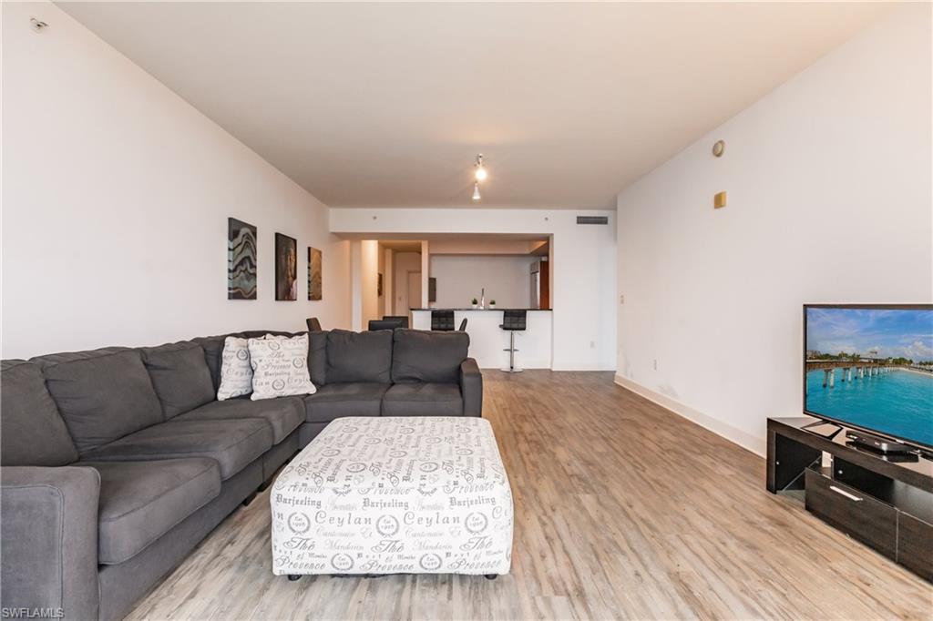 OASIS - Residential Lease