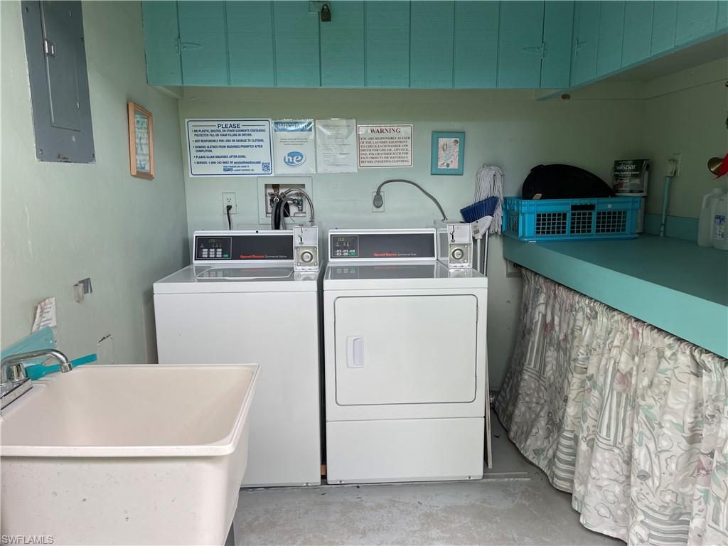 CORKSCREW WOODLANDS - Residential