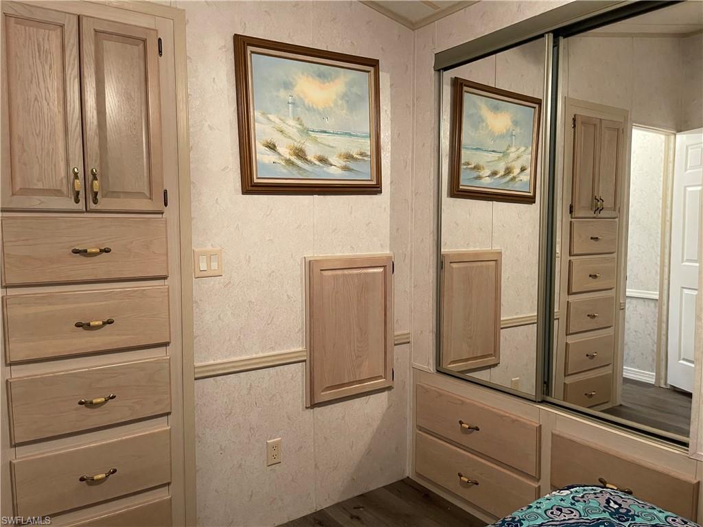 CORKSCREW WOODLANDS - Residential