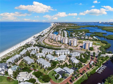 Photo of 105 Barefoot CIR #24, BONITA SPRINGS, FL 34134 (MLS # 226035528)