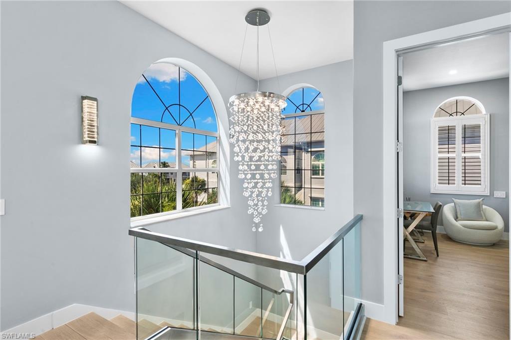 105 Barefoot CIR 24