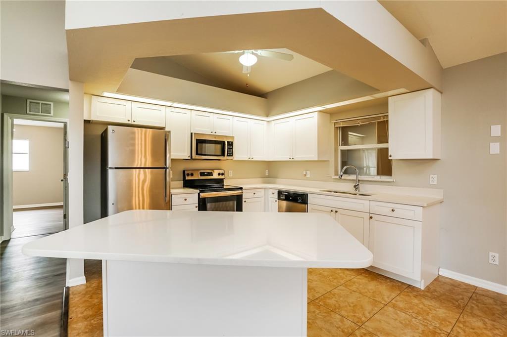 CAPE CORAL - Residential Lease