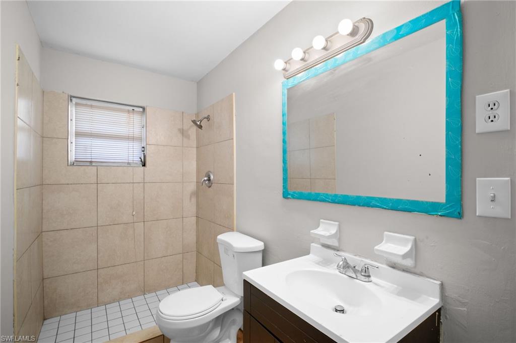 PINE MANOR - Residential Lease