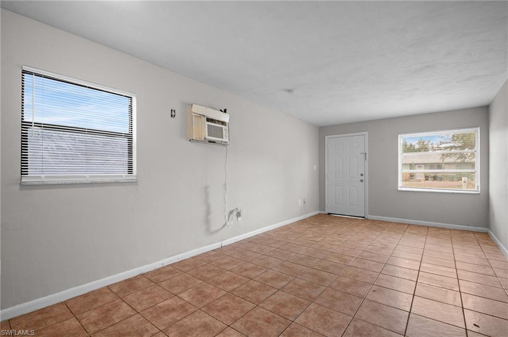 PINE MANOR - Residential Lease