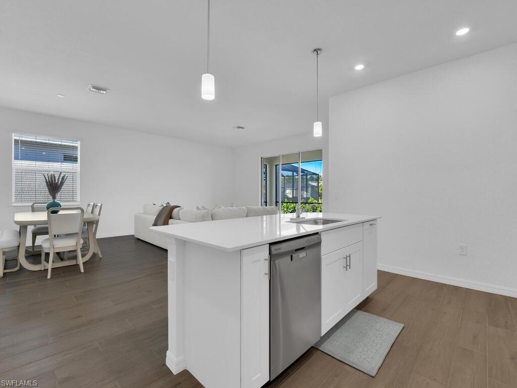 WILLOW AT PUNTA GORDA - Residential