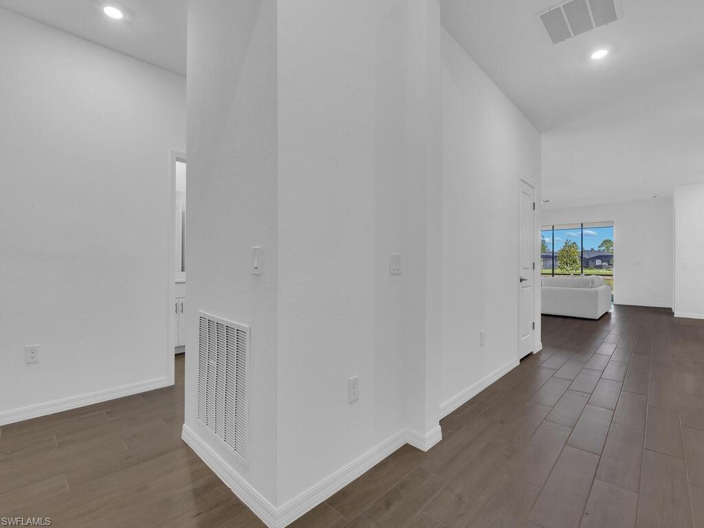 WILLOW AT PUNTA GORDA - Residential