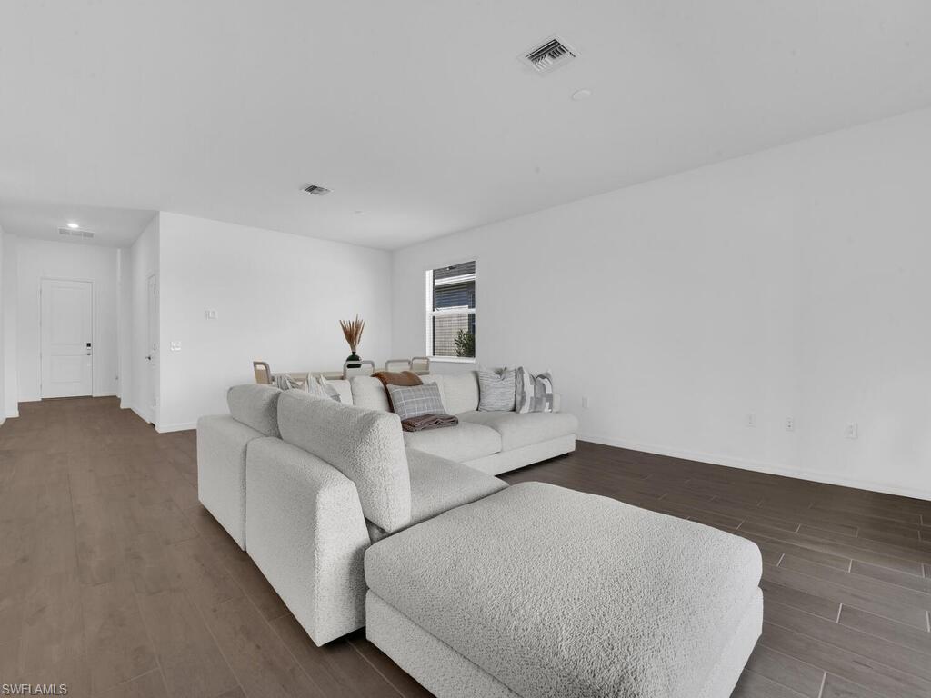 WILLOW AT PUNTA GORDA - Residential