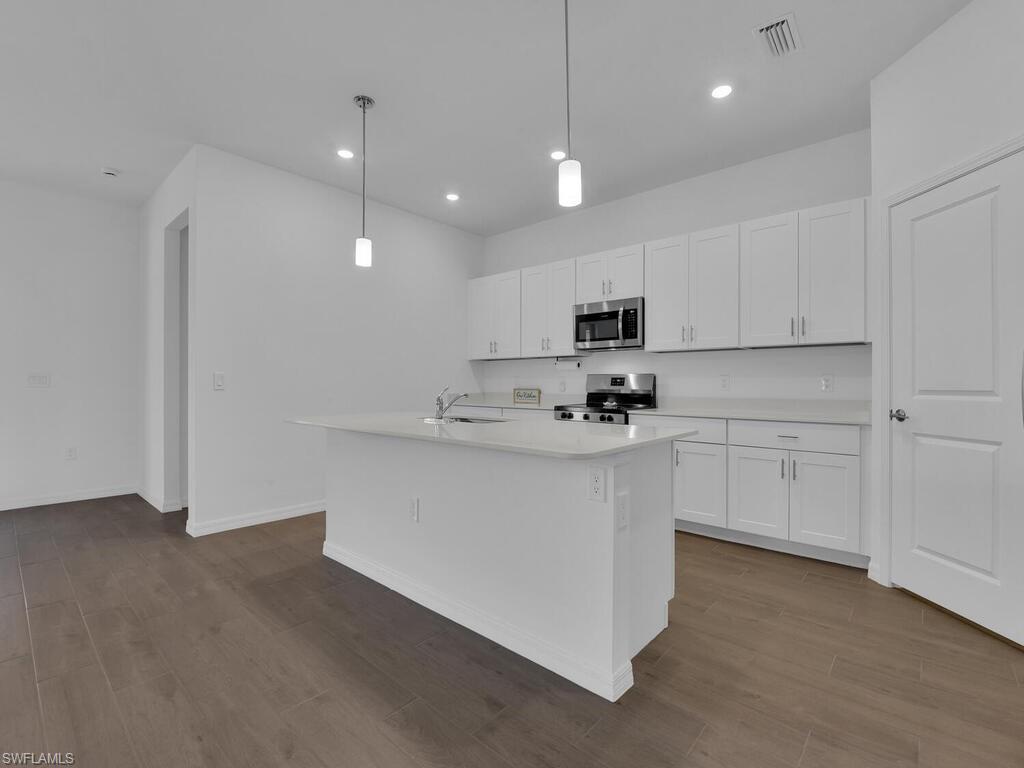 WILLOW AT PUNTA GORDA - Residential