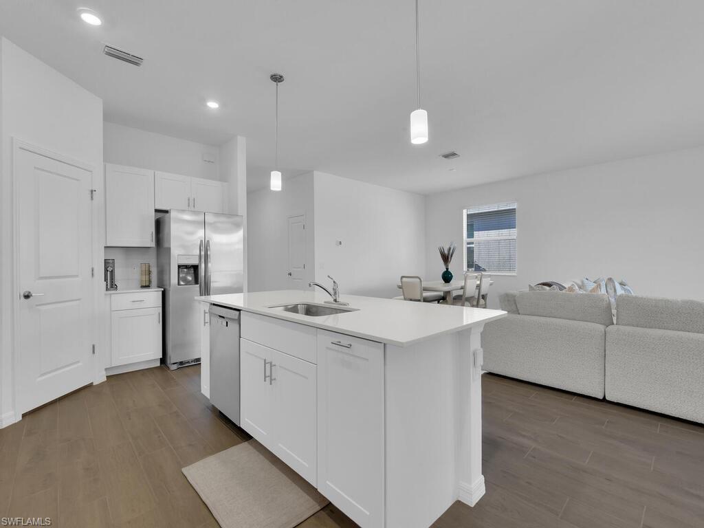 WILLOW AT PUNTA GORDA - Residential