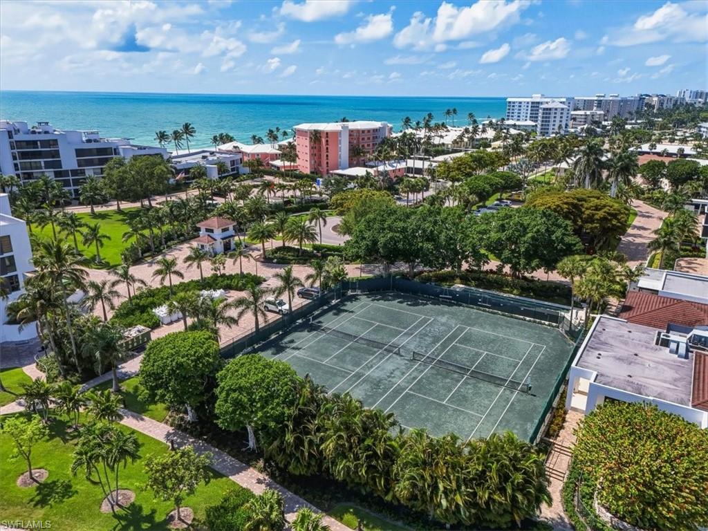 ADMIRALTY POINT - Residential