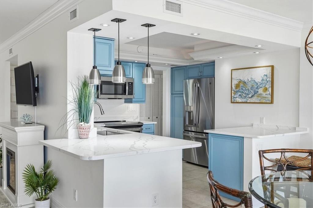 ADMIRALTY POINT - Residential