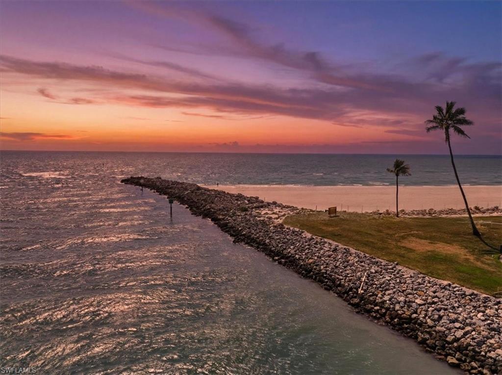 ADMIRALTY POINT - Residential
