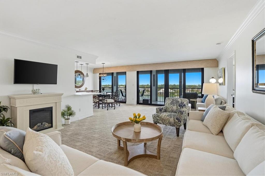ADMIRALTY POINT - Residential