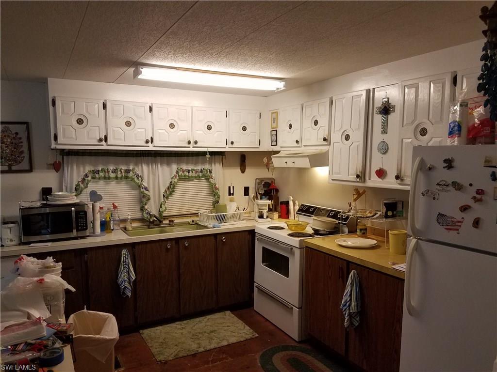 SUNCOAST ESTATES UNREC - Residential