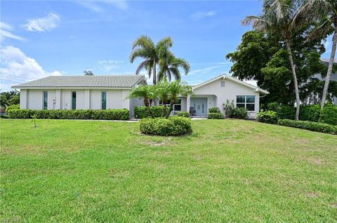 Photo of 202 6th ST, BONITA SPRINGS, FL 34134 (MLS # 226021832)