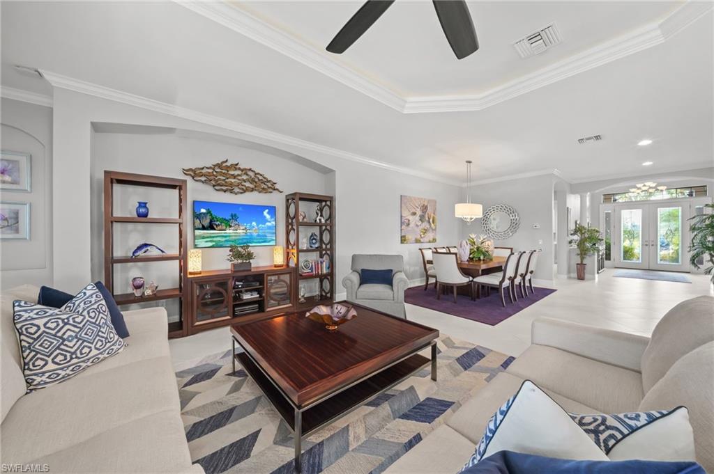 ESPLANADE - Residential