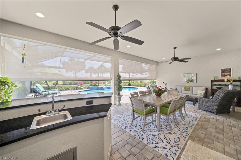 ESPLANADE - Residential