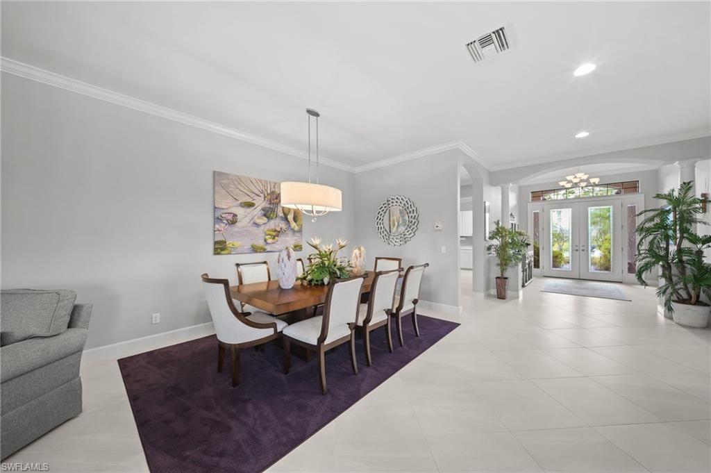 ESPLANADE - Residential