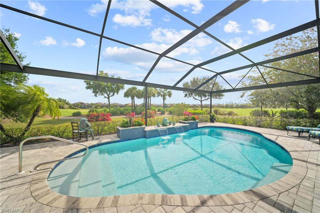 ESPLANADE - Residential