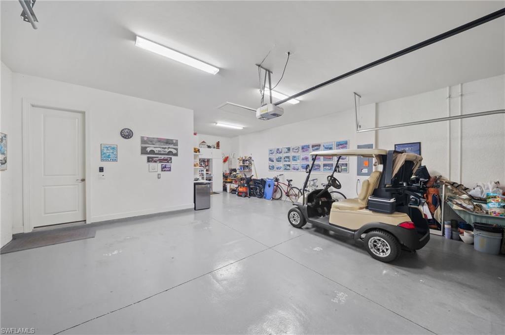 ESPLANADE - Residential