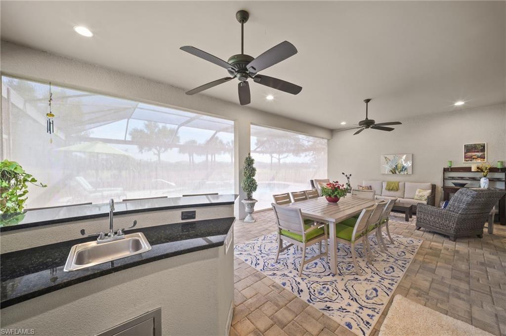 ESPLANADE - Residential