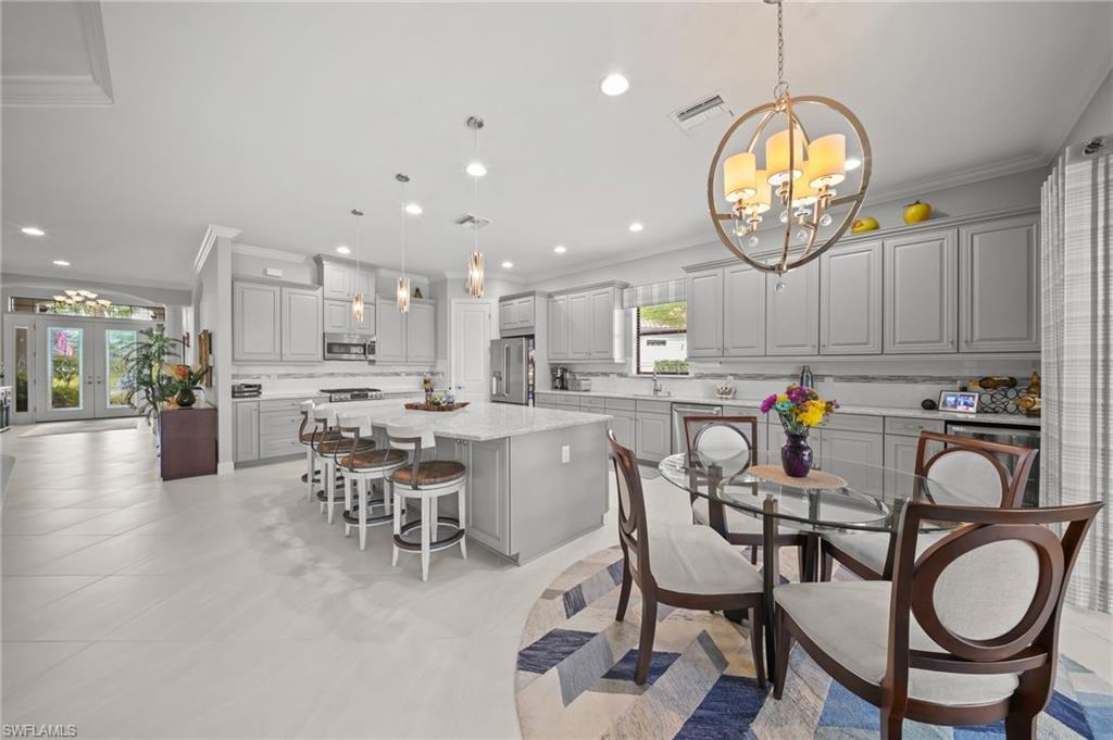 ESPLANADE - Residential