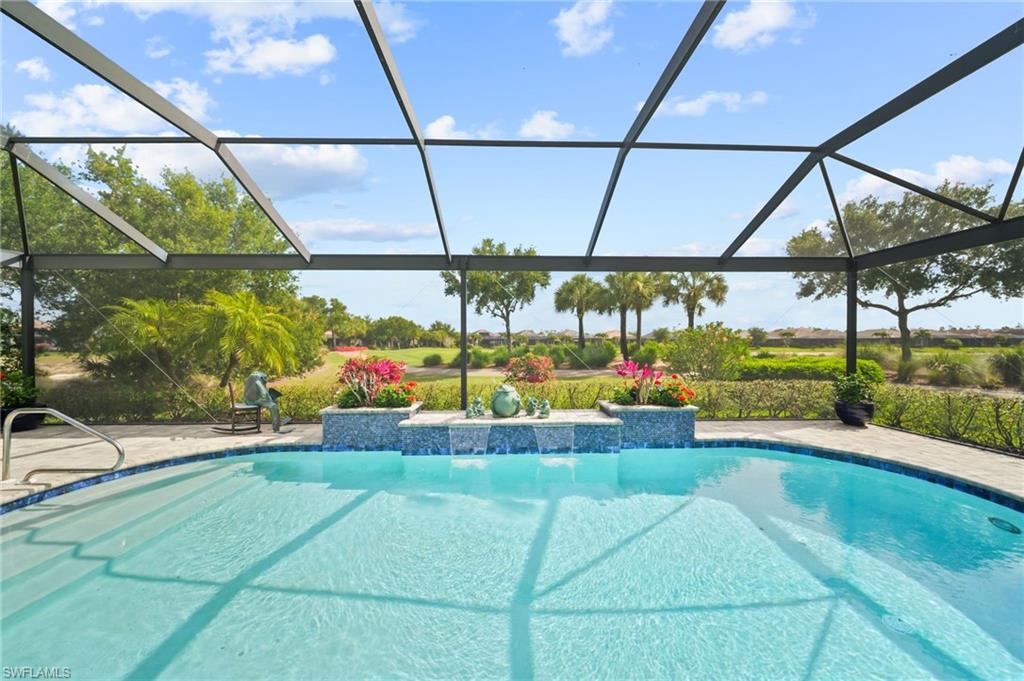 ESPLANADE - Residential