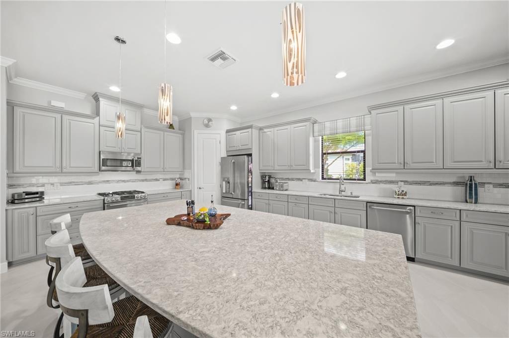 ESPLANADE - Residential