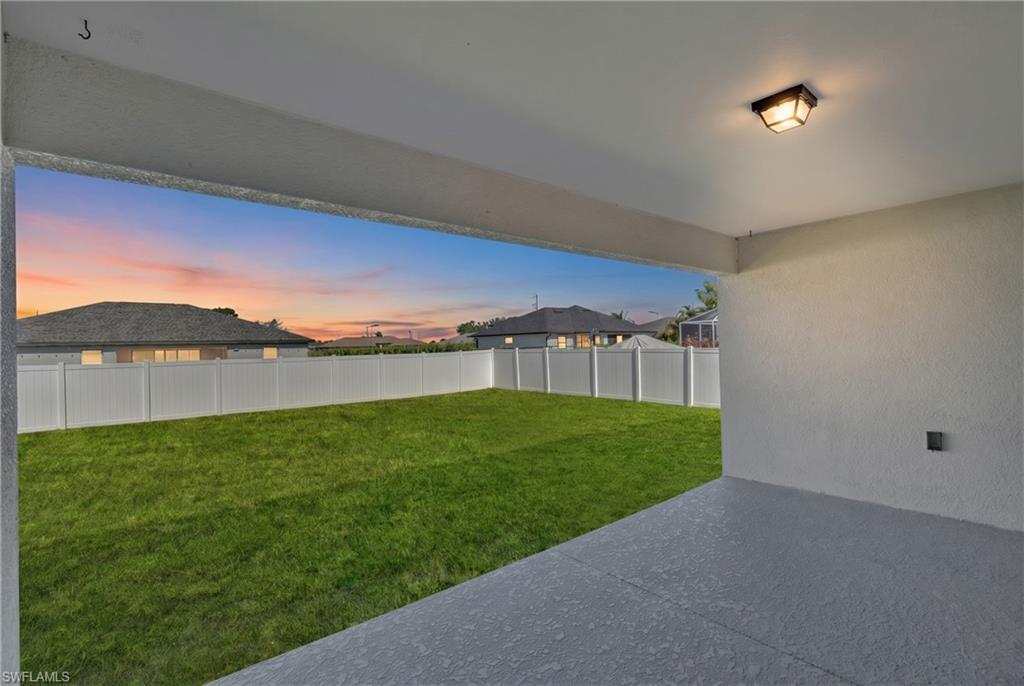 CAPE CORAL - Residential