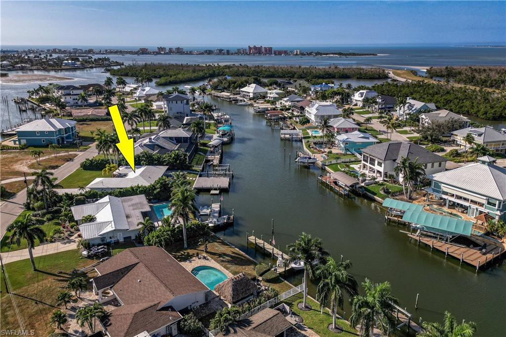 SIESTA ISLES - Residential