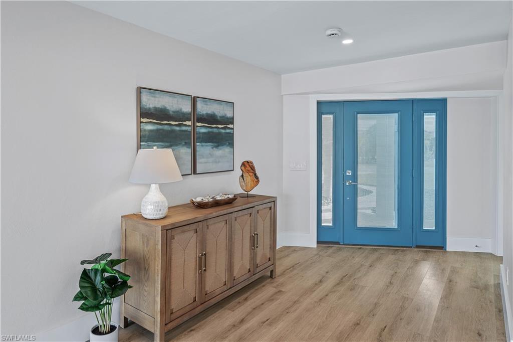 SIESTA ISLES - Residential