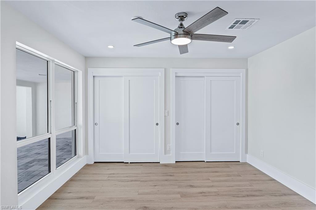 SIESTA ISLES - Residential