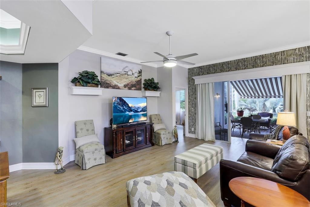 MONTCLAIR PARK VILLAS - Residential