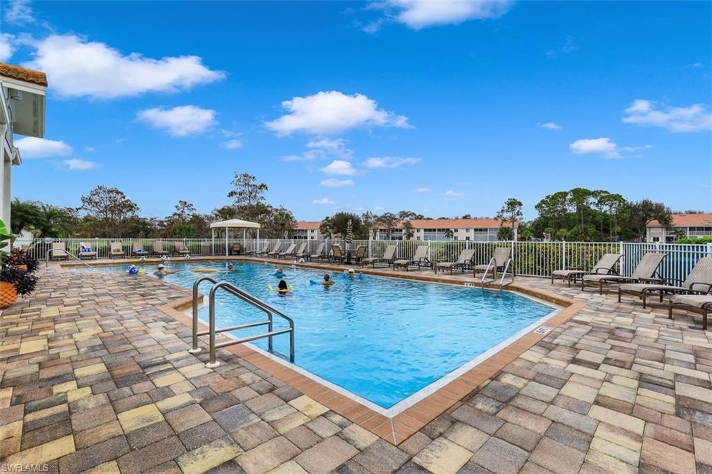 MONTCLAIR PARK VILLAS - Residential