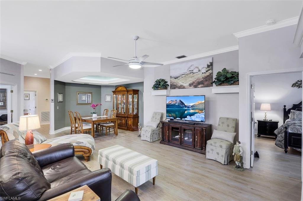 MONTCLAIR PARK VILLAS - Residential