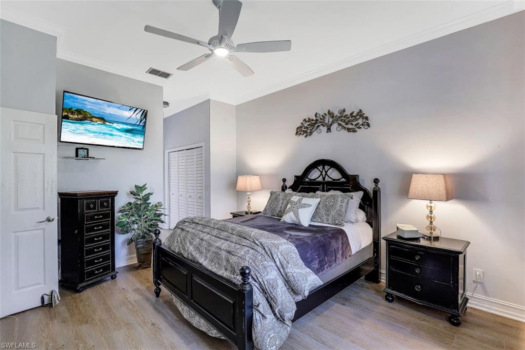 MONTCLAIR PARK VILLAS - Residential