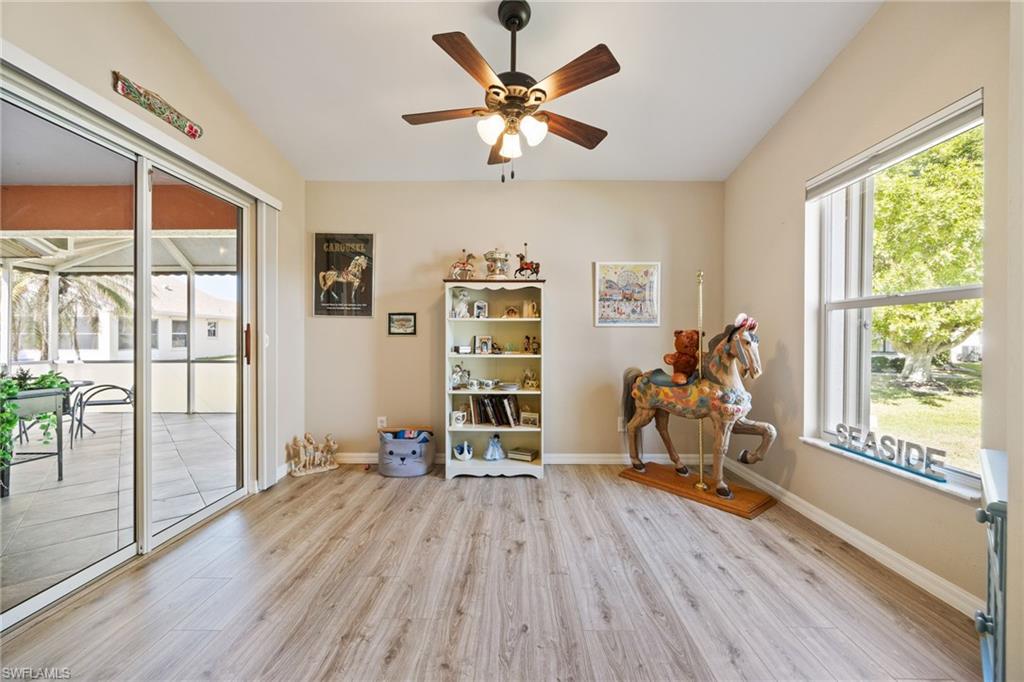 SABAL SPRINGS GOLF AND RACQUET CLUB - Residential