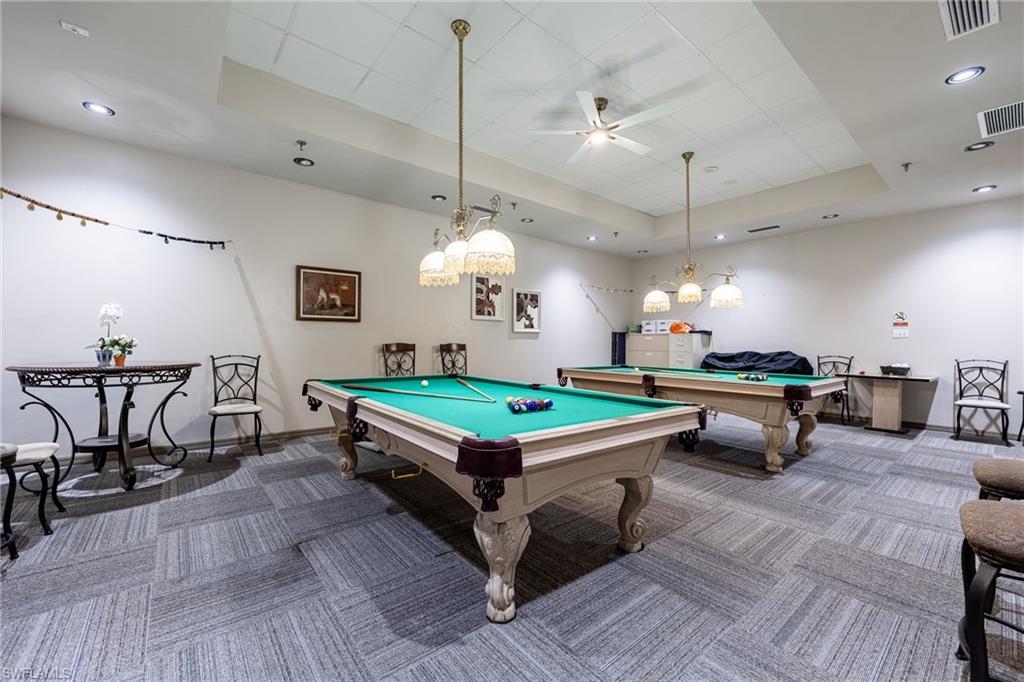 SABAL SPRINGS GOLF AND RACQUET CLUB - Residential