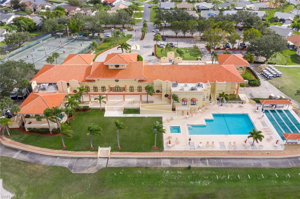 SABAL SPRINGS GOLF AND RACQUET CLUB - Residential