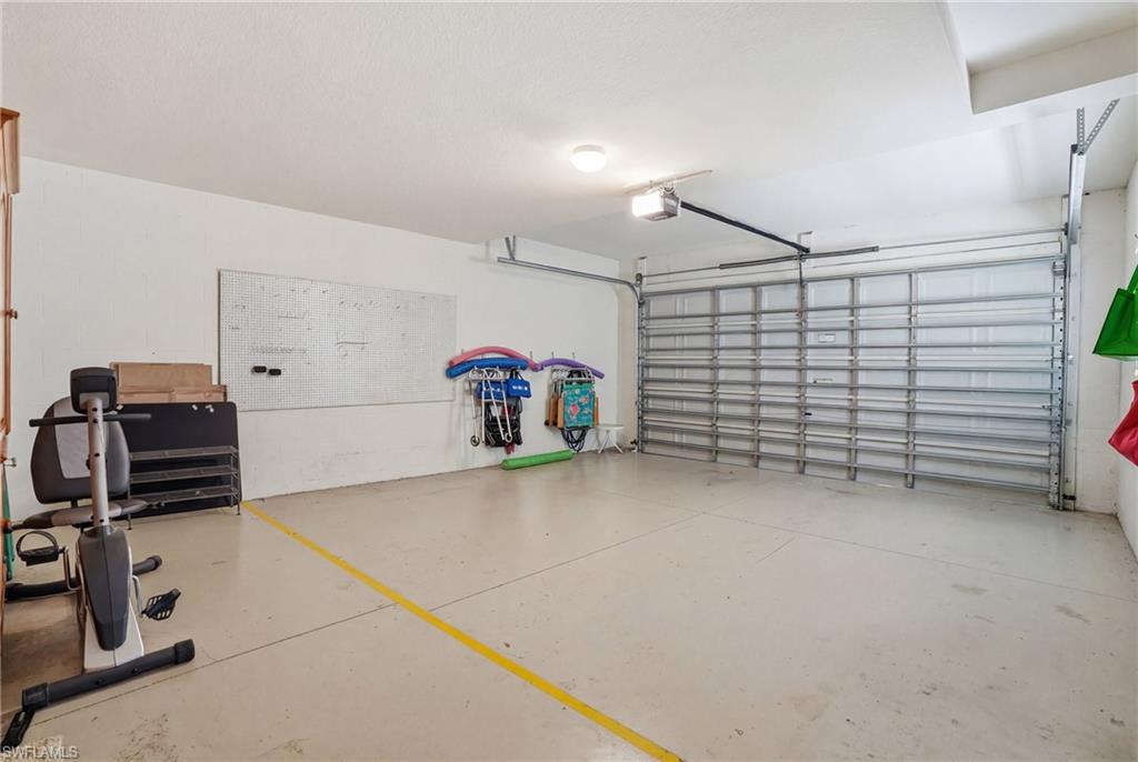 LIGHTHOUSE BAY - Residential