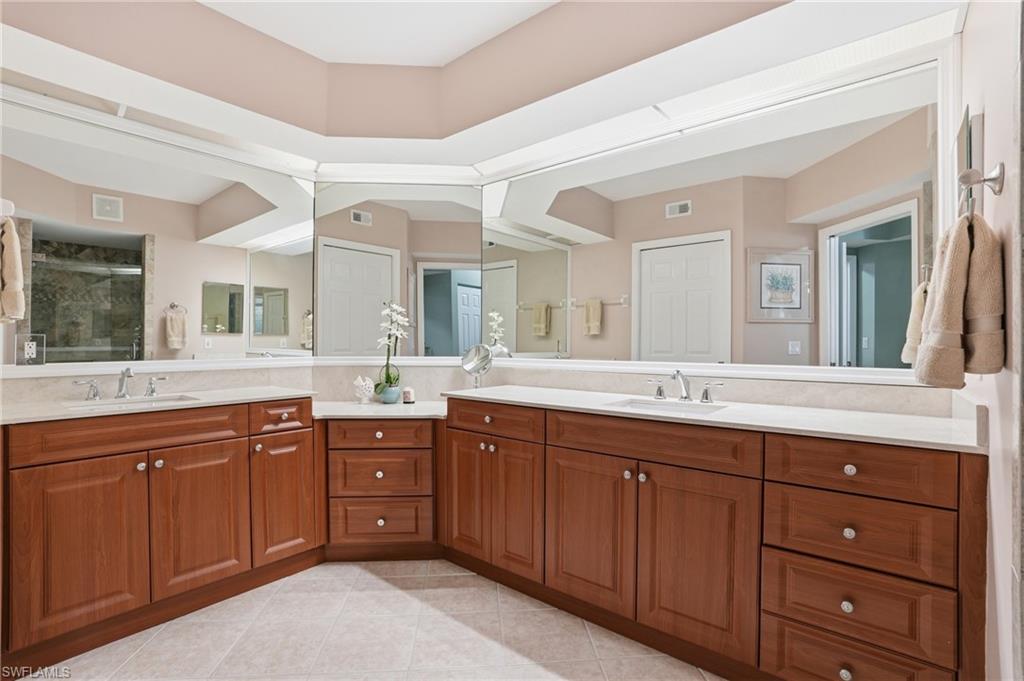 LIGHTHOUSE BAY - Residential