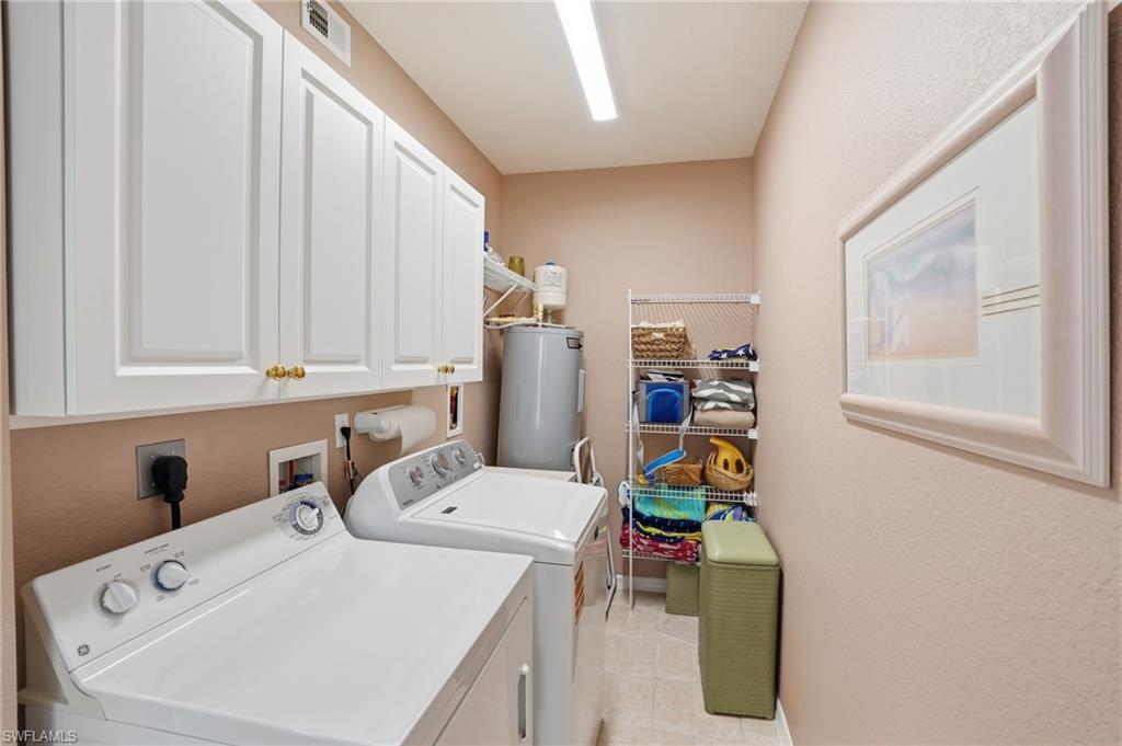 LIGHTHOUSE BAY - Residential