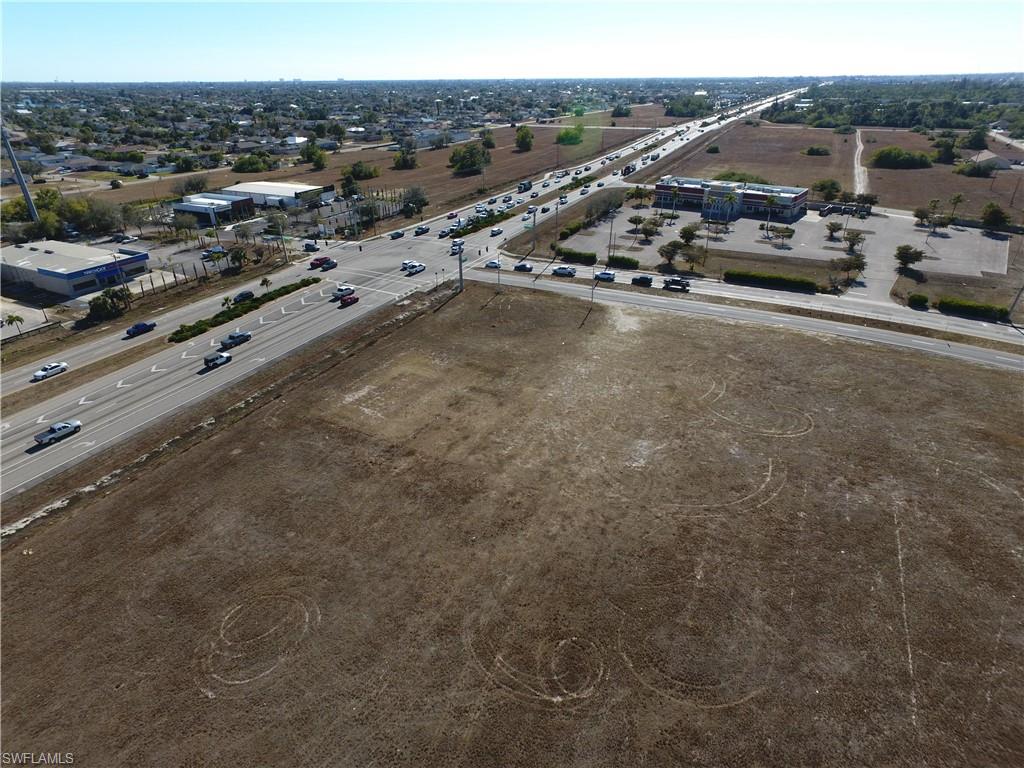 CAPE CORAL - Land