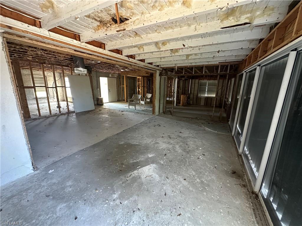 FAIRVIEW ISLES - Residential