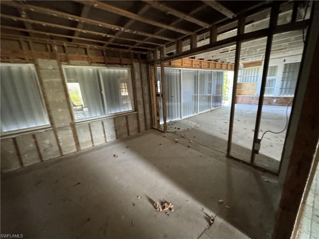 FAIRVIEW ISLES - Residential