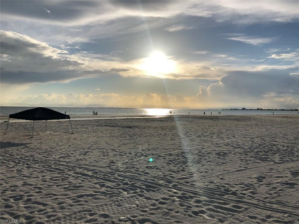 FAIRVIEW ISLES - Residential