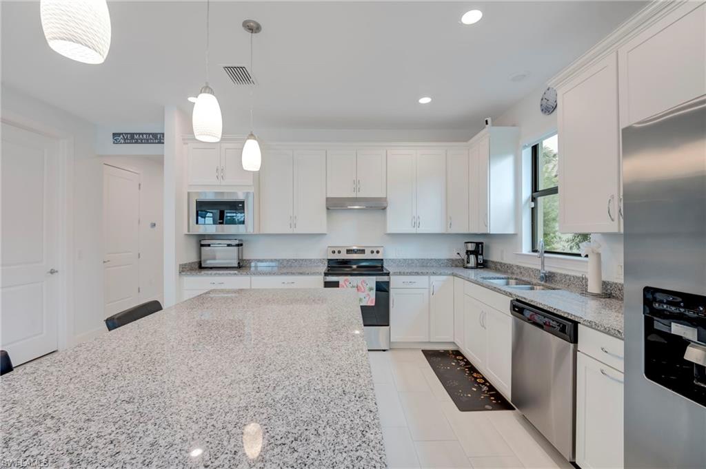 6522 Holiman WAY
