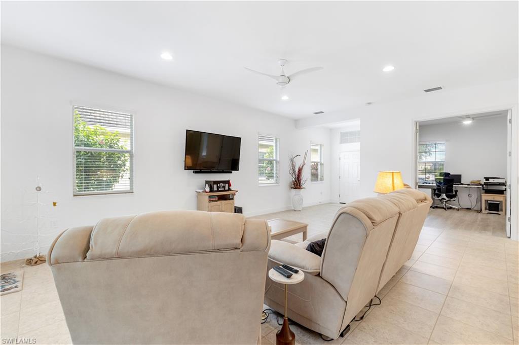 ESTERO PLACE - Residential