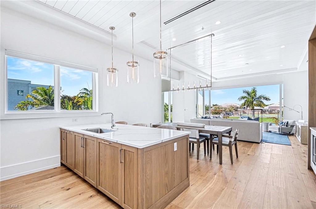 OLDE NAPLES - Residential