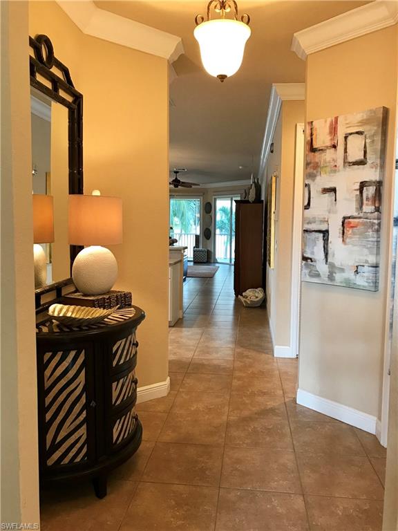 PARADISE POINT - Residential